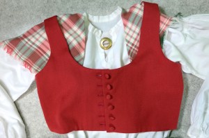 Karstulan kansallispuku