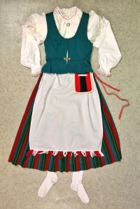 Keski-Karjalan kansallispuku Sortavalan kansallispuku