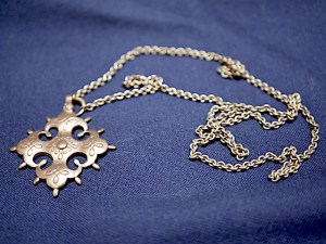 Raja-Karjalan kansallispuku