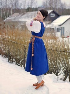 Raja-Karjalan kansallispuku