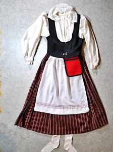 Elimäen kansallispuku