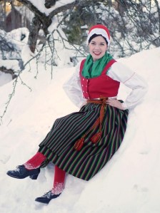 Mustasaaren / Korsholmin kansallispuku