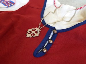 Raja-Karjalan kansallispuku Raja-Karjala national costume