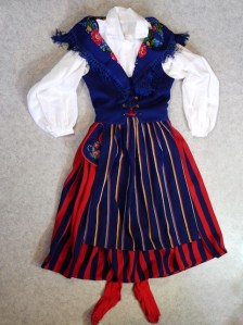 Finströmin kansallispuku Finström folkdräkt