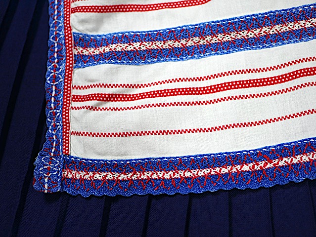 Kirvun kansallispuku Kirvu national costume