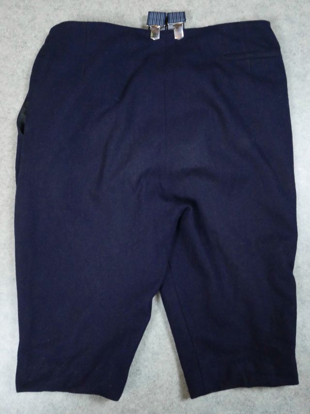 Kaarlelan kansallispuku Karleby folkdräkt